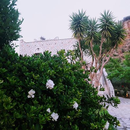 Foivos 2 Hotel Gythio Bagian luar foto