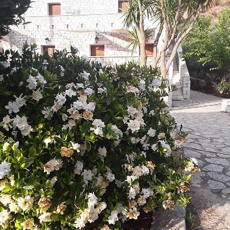 Foivos 2 Hotel Gythio Bagian luar foto