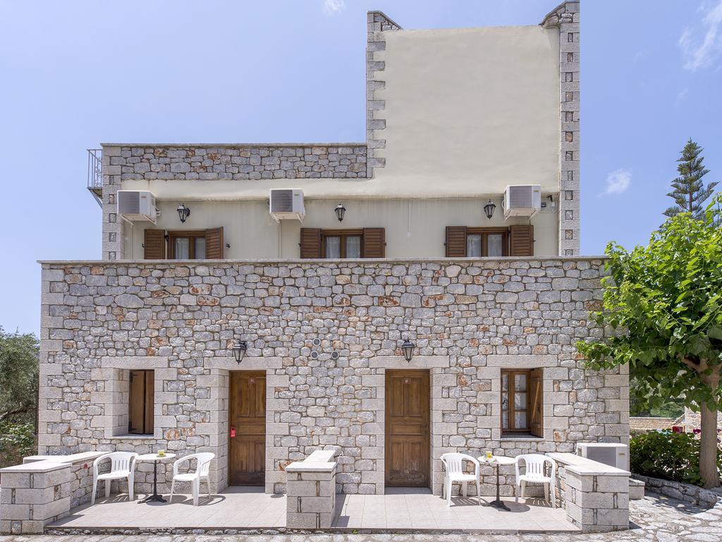 Foivos 2 Hotel Gythio Ruang foto