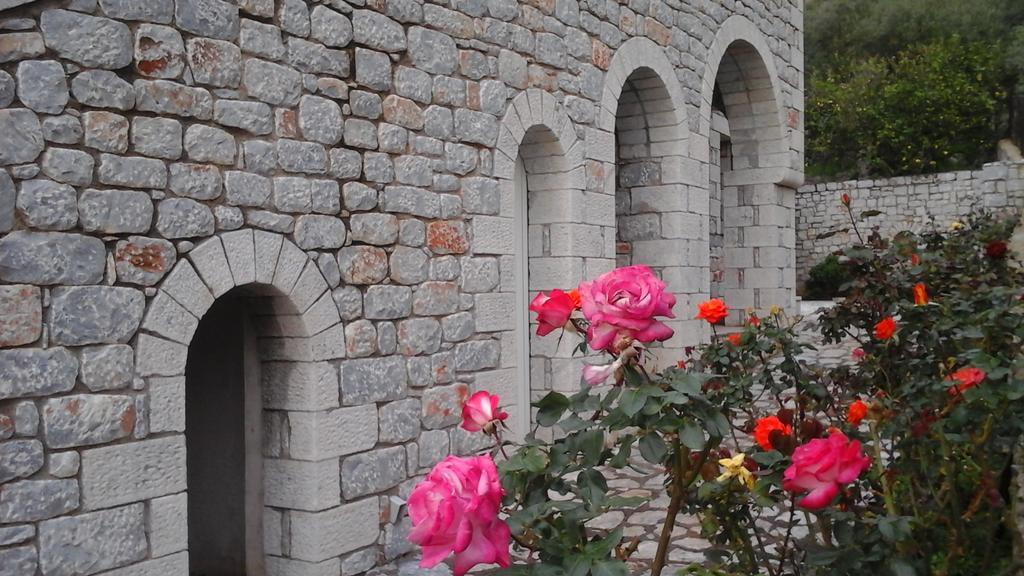 Foivos 2 Hotel Gythio Bagian luar foto