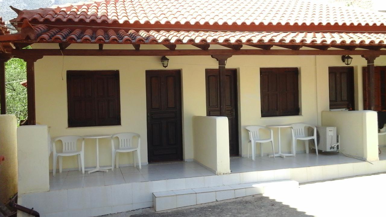Foivos 2 Hotel Gythio Bagian luar foto